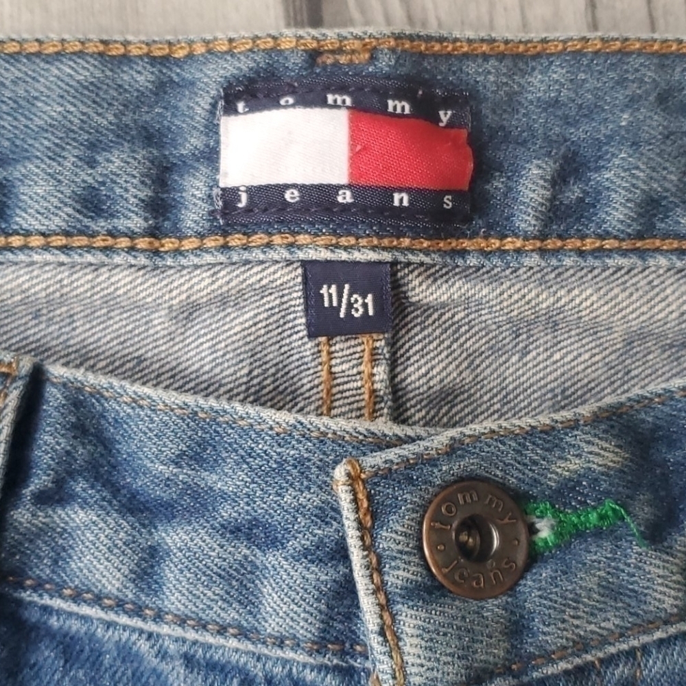 Vintage Y2K Tommy Hilfiger Jeans Size 11/31 - Picture 4 of 7
